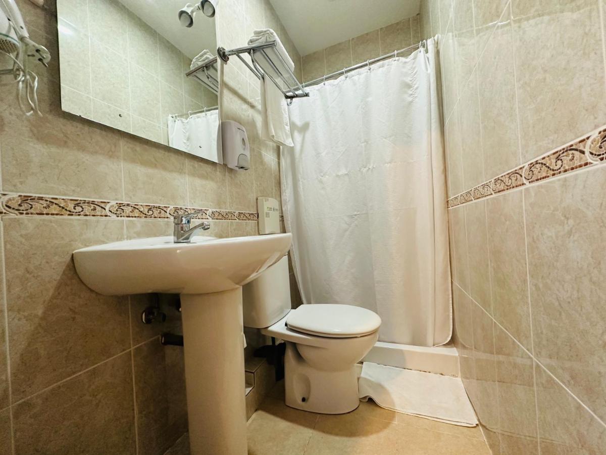Casa de Huespedes Casillas Madrid Habitación foto